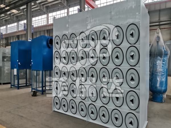 塑料行業粉塵濾筒除塵器